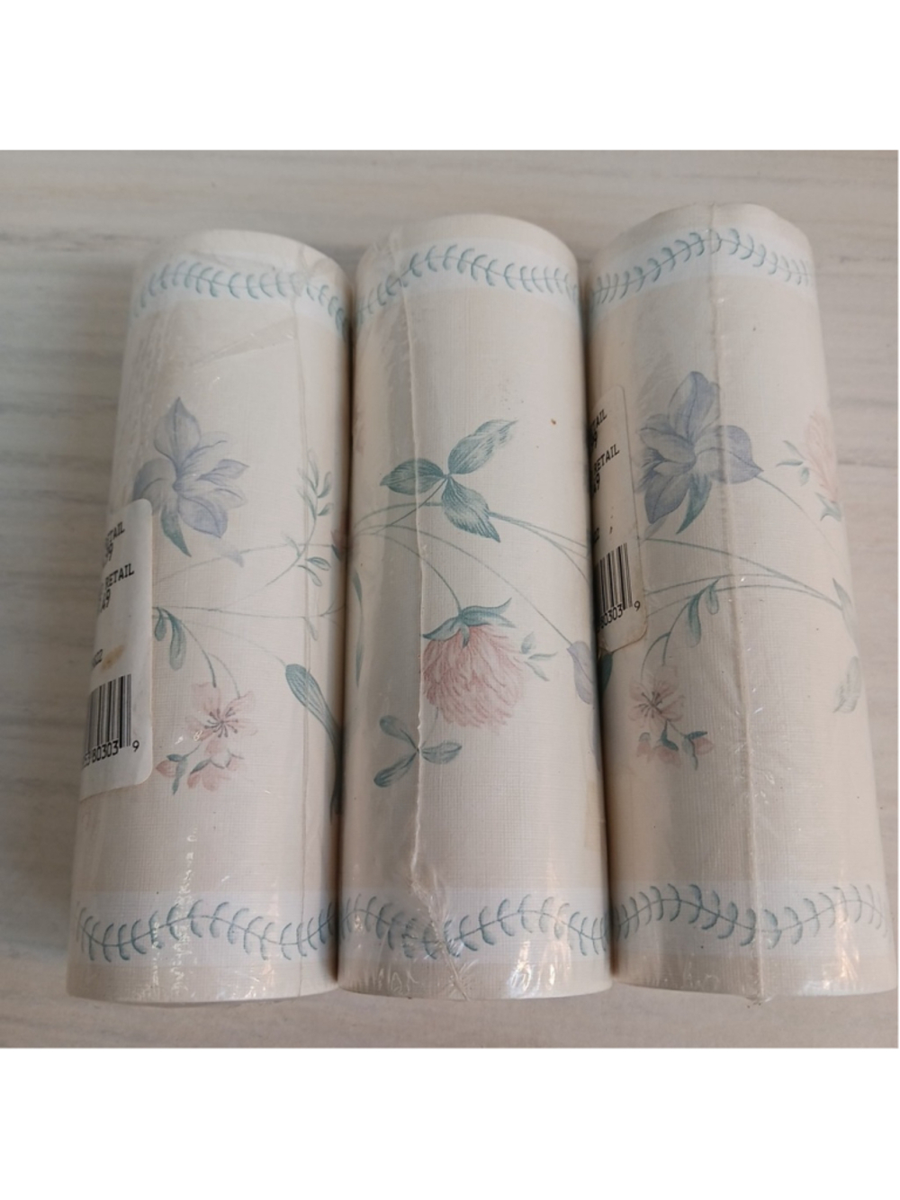 VTG Cottage Core Wallpaper Border Floral Clover Pastel 3 Rolls